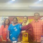 Navya Nair Instagram - 12th Bharath murali cultural awards .. best actress for oruthee , film directed by @vkprakash61 and produced by @benzyproductions nazer ikka .. script by sureshbabu .. thank u sharath sir ,vijayakrishnan sir and pallisery sir and all others who are involved in the jury .. thank u minister smt chinjurani and sakhavu panniyan raveendran sir for your valuable presence and appreciating words .