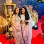 Navya Nair Instagram - Vanitha film awards ... meeting this dream girl .. all time fav , @madhuridixitnene ... fan girl moment .. such a humble person ..