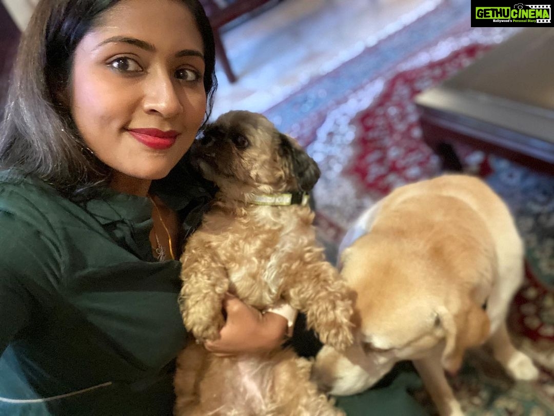 Navya Nair Instagram - Cocooo and tyson ... like minds attract each other 😂😂😂