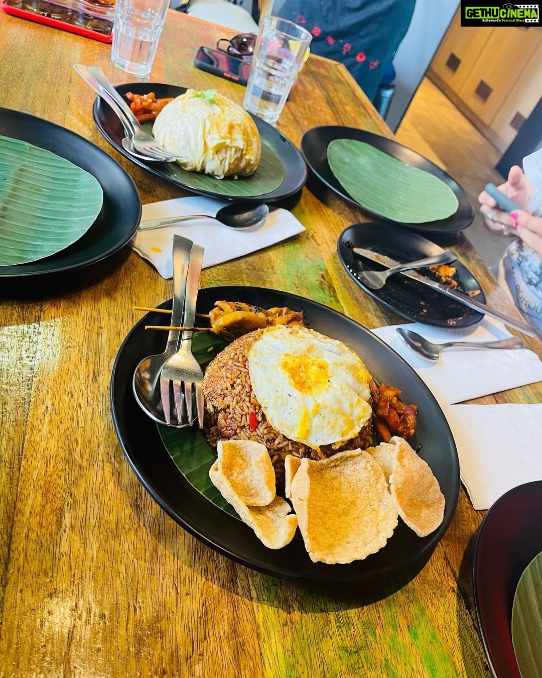 Navya Nair Instagram - Bday lunch ❤️❤️❤️
