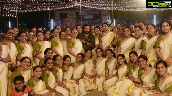 Navya Nair Instagram - Thiruvathiraaa .. @oruthee_movie 🔥🔥🔥 @inst.prasanna choreo