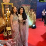 Navya Nair Instagram - Vanitha film awards ... meeting this dream girl .. all time fav , @madhuridixitnene ... fan girl moment .. such a humble person ..