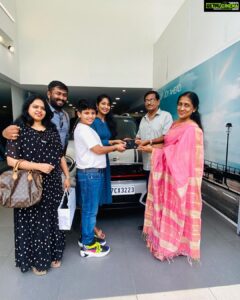 Navya Nair Instagram - New car … ❤️❤️❤️ Cooper countryman .. gods blessings ..

@mini @mini_countryman_lovers @rahulr36