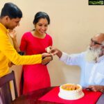 Navya Nair Instagram - Bday celebrations of of our christ .. and thats y we say our gurus bday is celebrated whole world 😂😂😂.. xmas day mash bday .. #bday #happiness #xmas @keerthana.anil.52 @manuthekkoot
