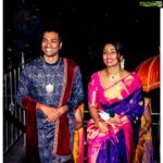 Navya Nair Instagram - Bangalore is always one of my fav city .. and ystdy i was so priveleged to inagurate and watch this beautiful show SYAAMA SUNDARI , choreographed by my friend MIDHUN SHYAM fr his shishyaas ... the indian obsession fr fairness actually hurts many a hearts and avoid many talented artist to come up and this production aroused in such a thought and i cant stop saying that it served the purpose as all of them danced heart out to their gurus interpretations .. The Oberoi, Bengaluru