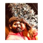 Nayanthara Instagram - Merry Christmas 🎄🎉❤️ #vn💍