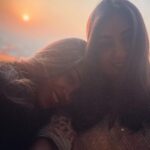 Nazriya Nazim Instagram - 😽 👯‍♀️😽 #girlfriendforlife💕 #chittibaby #sunsets