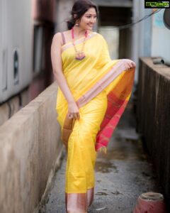 Neelima Rani Instagram - HAPPY PONGAL SAGOOO
MUA @arthibalajimakeoverstyles 
Magician behind lens @camerasenthil 
Wardrobe by @mabia_mb 😍