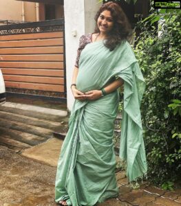 Neelima Rani Instagram - Happy Deepavali 🪔🪔🪔
Stay blessed 😇 stay safe ❤️
Lovely safe and blouse by @the_trendy_turns
