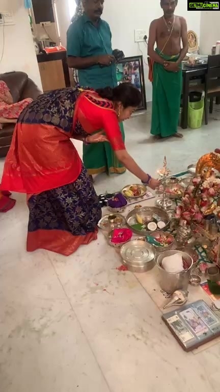 Neelima Rani Instagram - Aarai kasu amman navarathri pooja Jewellery by @rakscollectionstvpm Bangles by @sritrenzz