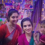 Neelima Rani Instagram – Navarathri celebrations at @ammuramachandran house!! Felt so good to visit friends during this pandemic and spread some care towards each other! Aditi accompanied me 🥰
Beautiful saree by @thari_weaves