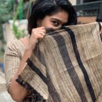 Neelima Rani Instagram – Smileeee 🥰🥰🥰 
Beautiful Lenin jute saree by @fashion_constructions