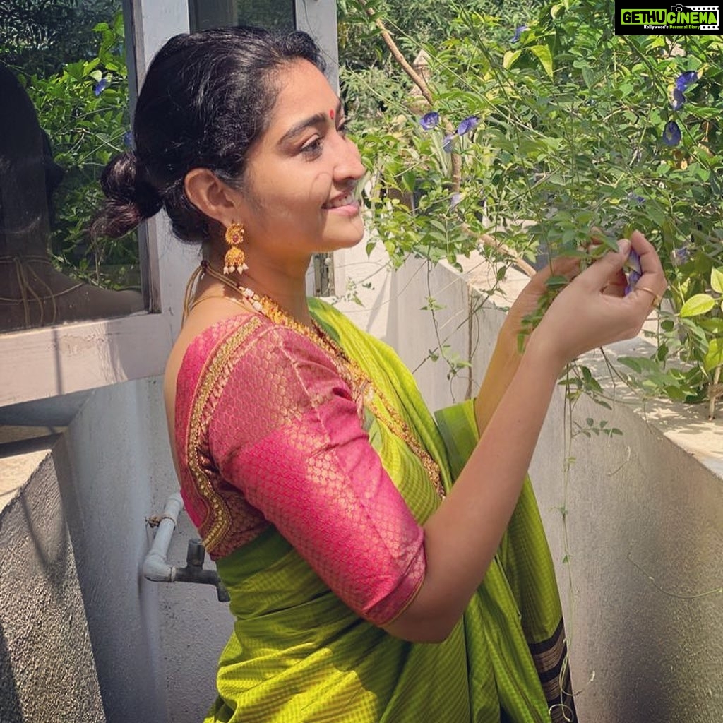 Neelima Rani Instagram - Eid mubarak Nanbargaley 🤗 Thank you @the_cupid_fashions for this pretty saree!