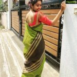 Neelima Rani Instagram - Eid mubarak Nanbargaley 🤗 Thank you @the_cupid_fashions for this pretty saree!