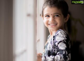Neelima Rani Instagram - My miniature ❤️ Thank you so much @unishavijayakumar debbie fashion for these beautiful dresses..timely help for my lil angel birthday 🎂 🖤🤍❤️ good luck dear!! swipe right for more pics!! Captured by @camerasenthil bro 💖