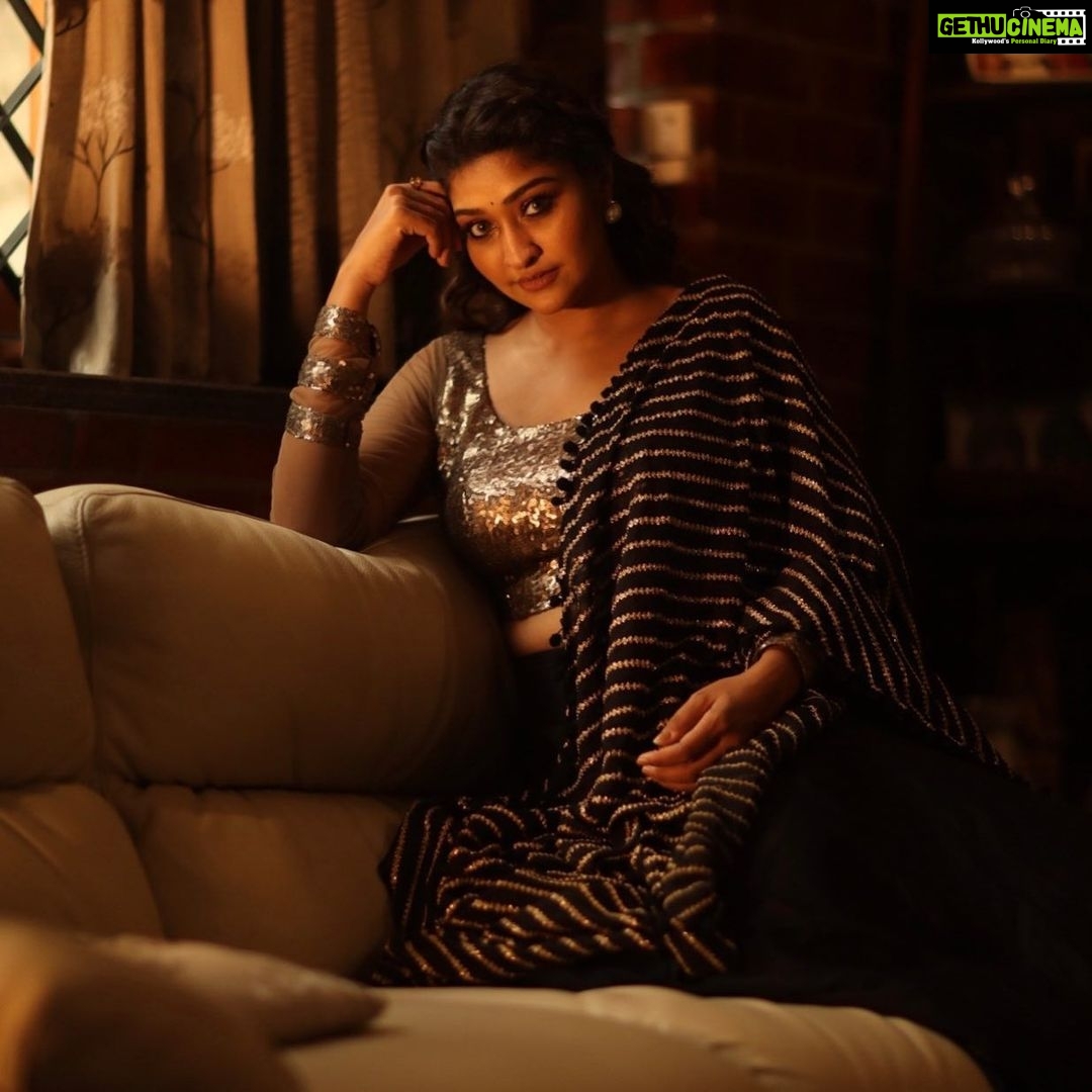 Neelima Rani Instagram - Shining in the dark 🥰 @studio149 creation!! MUA by @salomirdiamond darling amazingly captured by @camerasenthil bro