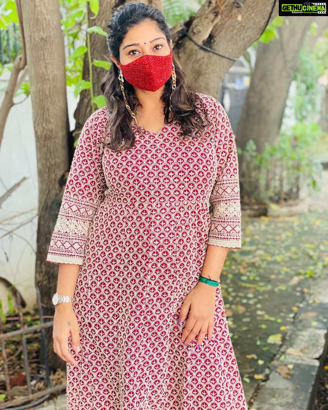 Neelima Rani Instagram - Good morning sago’s 🤗 stay happy! Lovely dress with matching jutti by @the_trendy_turns