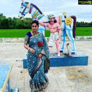 Neelima Rani Instagram - Happy sunday 🤗Received the Blessings of kuladhaivam 🙏🏼 veeranar,muniswarar 
Beautiful saree by @sai_sri_fashions