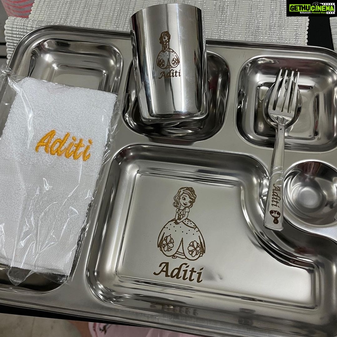 Neelima Rani Instagram - @riokidsshoppy Aditi was so happy playing with the goodies which you have sent her 🥰 I totally appreciate your efforts dear! All the best 🤗 bubble camera,watch,dinner set, projector!