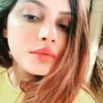Neetu Chandra Instagram - Caption this! From me to you ❤ #captionthis What am I saying to you ? Bolo 😘🤩 Mumbai, Maharashtra