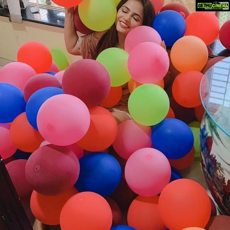 Neetu Chandra Instagram - Mom and her love, comes in the form of colorful balloons too!Since I came back after long, She got the whole house decorated... β€π #unconditionallove #mothers I LOVE YOU MOM πβ€π Mumbai, Maharashtra
