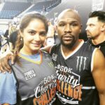 Neetu Chandra Instagram - Had an awesome evening as a brand ambassador for @teencanceramerica and their collaboration with #celebritybasketballgame at #pauleypavilion #ucla #losangeles Dear @floydmayweather Even with so many accomplishments An undefeated #boxer A Successful #businessman An adorable #father and a fabulous #basketball player too! You were so grounded and humble! It was completely my honor to play basketball, in your team with you! @50kcharitychallenge #basketball @teencanceramerica Keep supporting! Thank you everyone, I am blessed 🙏🤗 UCLA Pauley Pavilion