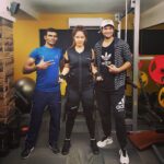 Neetu Chandra Instagram - And the team behind EMS training #fitness #training @thus_come_1 who introduced this in #india #Shambhu the trainer @imotionems_india #killingit #lovingit ❤🤩 Bring it on! You wanna fight! Let's do it ! Mumbai, Maharashtra