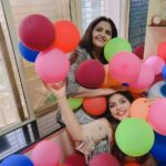 Neetu Chandra Instagram - Mom and her love, comes in the form of colorful balloons too!Since I came back after long, She got the whole house decorated... ❤😘 #unconditionallove #mothers I LOVE YOU MOM 🙏❤😘 Mumbai, Maharashtra