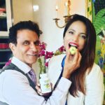Neetu Chandra Instagram - With @drrajkanodia talking about his invention THE MOST POTENT AND BENEFICIAL ANTIOXIDANT PRESENTED IN A SYSTEM  FOR BEAUTY AND WELLNESS – DR. KANODIA’S AMLA LOVED IT! Thank you Dr. Kanodia for getting #amla in this form, to the world 🤗🙏❤😘 https://instagram.com/drkanodia90210?igshid=1t8v1tq4pl8pl @drkanodia90210 ❤😘 Los Angeles, California