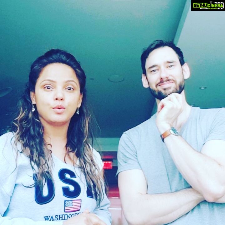 Neetu Chandra Instagram - Finally, I could get hold of #yoga #master @billygill talking about his profound thought process about life #spirituality #fitness #health #elders #wayoflife #proud of your ownself ❤ His teachings have a great affect on me.. Thank you master Billy 🙏 @equinox #equinoxhollywood ❤🥰 Take care of yourself, I love you all 🙏🤗