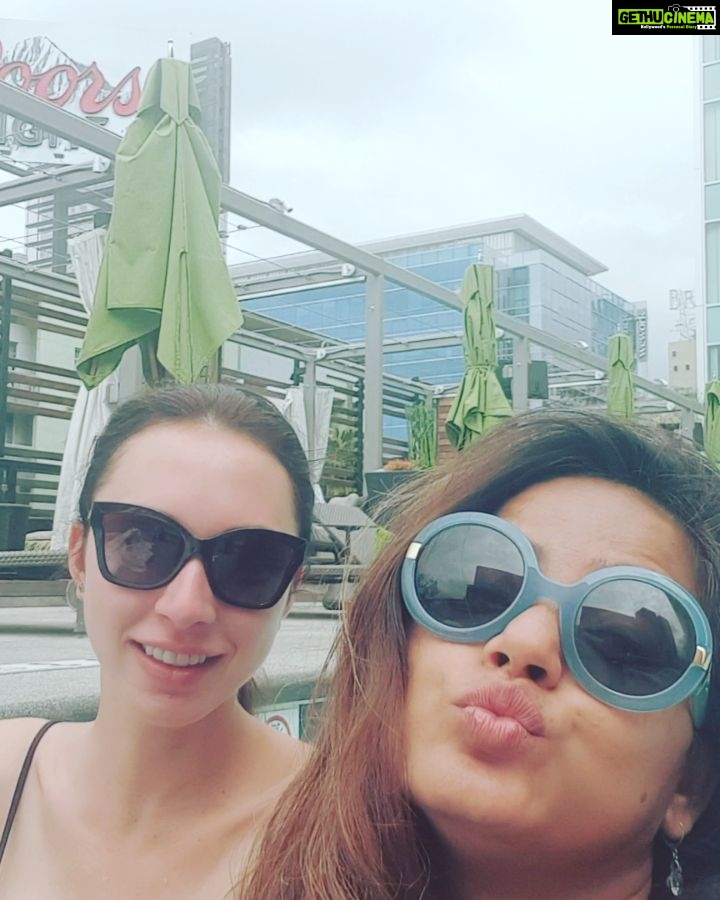 Neetu Chandra Instagram - Post #workout #jacuzzi session 🤗❤ with my dear friend @dashafromrussi 🤩 Take care of your #body it's the first #gift by #God to us 🙏🤗💁♀️ Los Angeles, California