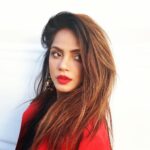 Neetu Chandra Instagram - Had a long day ❤😘 #iloveyou All ❤😘 Los Angeles, California