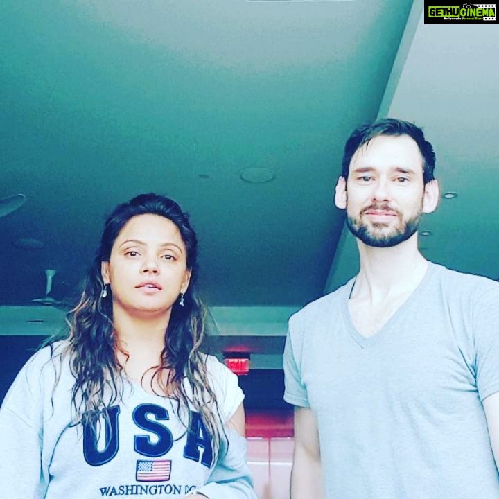Neetu Chandra Instagram - Finally, I could get hold of #yoga #master @billygill talking about his profound thought process about life #spirituality #fitness #health #elders #wayoflife #proud of your ownself ❤ His teachings have a great affect on me.. Thank you master Billy 🙏 @equinox #equinoxhollywood ❤🥰 Take care of yourself, I love you all 🙏🤗