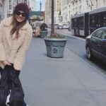 Neetu Chandra Instagram - Yes it #freezing today too 🥰🤩 Manhattan, New York