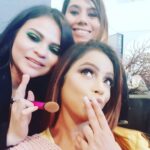 Neetu Chandra Instagram - Work in progress with @indira_makeupartist1 and #espindolanoelita for #hair ❤ #stjohncathedralchurch #sanctuaryfashionweek 🤗😘 Los Angeles, California