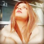 Neetu Chandra Instagram – Someone started looking at me , vaguely 🙏❤ Thank you for your attention! I did unique things to attract you! Different than others, I thought you would get bored n get confused, everything, out of box n you finally noticed! #appreciate 🙏 #headonmyshoulder Los Angeles, California