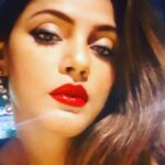 Neetu Chandra Instagram - And the #makeup changes it all ❤ #eyemakeup #hair 😘 Living a character everyday 😘 Los Angeles, California