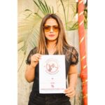 Neetu Chandra Instagram - Initiated the camp for #Tobaccofree #autorickshaw n #taxidrivers Couldn't have been possible without #MrShashankRao #chiefunionleader of Taxi n Autorickshaw. Thank you🙏 Organised by my @cpaaindia family. Associating wd U 4 a decade now is peace of heart for me ❤🙏 #cancer