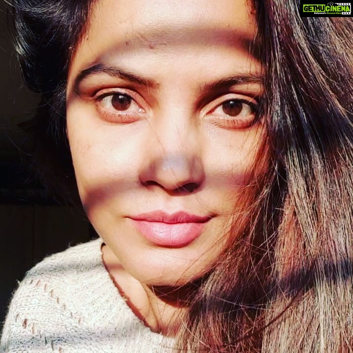 Neetu Chandra Instagram - I got up with @schwarzenegger s words ! What an honest confession. No shield no backup when you trust yourself. Thank you Arnold, you are the best π€β€ Good Morning Everyone π Mumbai, Maharashtra