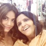 Neetu Chandra Instagram - When we are #cute ❤ we are the #cutest 🤩😍 #familynight #dinner🍴 last evening. we missed you #nitinneerachandra 🤩😍 Have a Great Day my #instagramer Family ❤ Mumbai, Maharashtra
