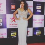 Neetu Chandra Instagram - Oh Thanks #Madhupal for last evening s pictures #starscreenawards2018 ❤😘