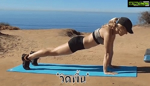 Neetu Chandra Instagram - Let's do #pushups Tom. ❤ Upload your videos by 10.30am ! I will too and will wait for yours 😍 #fitness #health #life ❤🤩 Mumbai, Maharashtra