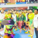 Neetu Chandra Instagram - Great luck my @patnapirates team ❤ Be the heartbeat of everyone the way you are! #pirateshamla You are the Champions 🤩😍 Jaan laga dou❤👍👍👍