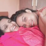 Neetu Chandra Instagram – The best way to get up and say #goodmorning everyone ❤🙏 #Momismyworld 😘