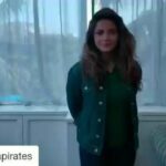 Neetu Chandra Instagram - #Repost @patnapirates ・・・ आज @bengalurubullsofficial के खिलाफ होनेवाले मैच में, जमके दिखाना अपना सपोर्ट, @neetunchandra की तरह। 💚 #PirateHamla