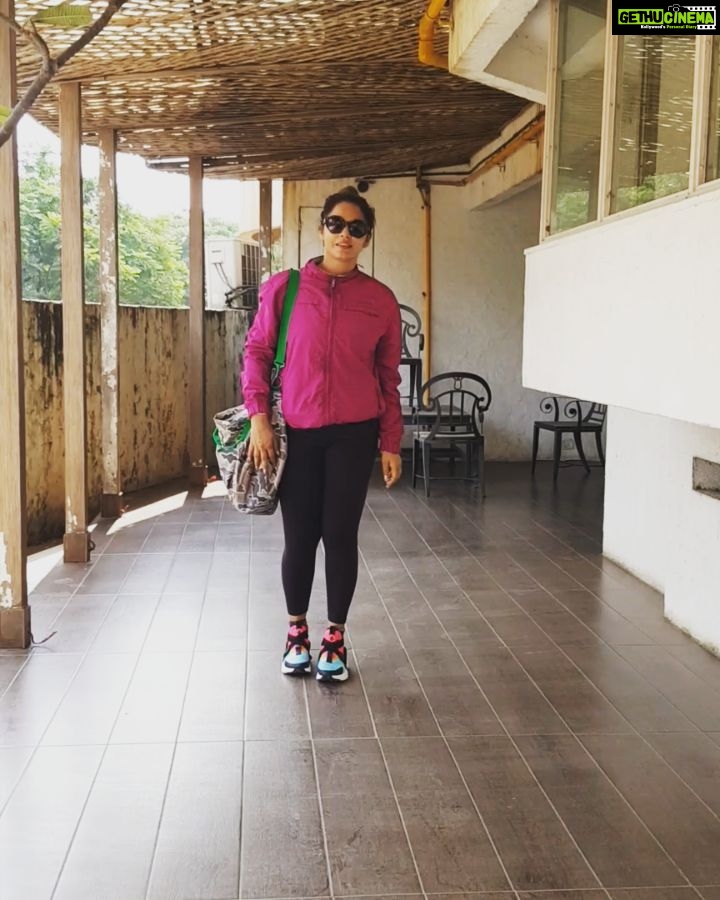 Neetu Chandra Instagram - The most #important β€ #fitness and taking care of your #elders #seniors !! #fresh #feeling ππ Go #workout πͺπ #gym #sports #running #basketball #taekwondo and #kabaddi ππ #Myntrasneakerclub Love themπ Mumbai, Maharashtra
