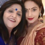 Neetu Chandra Instagram – Ladki tumhari kawari reh jati, maano humara ehsaan ki ladke ne haan kar di😂🤣 chacha’s son’s marriage #shaadi #brother ❤ Madhya Pradesh