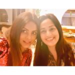 Neetu Chandra Instagram - When you end a beautiful festive day #Diwali⁠ ⁠ with a beautiful soul sister, it feels complete! @ShwetaPandit7 you are a gem ❤ Love you guys❤ Good Night 😊😇