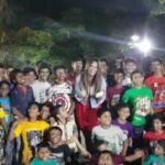 Neetu Chandra Instagram - Dinner with @andheri_ymca Kids yesterday ! Can't miss to show you this video. I have been going to YMCA for at least 10 years and I love these #kids ❤ They all call me NEETU DIDI 😘😘😘❤ I love it! God Bless! Such cute kids 😁😆
