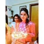 Neetu Chandra Instagram - With Love, #family n #Friends matters #Diwali⁠ ⁠ celebrations ❤ #Mumbai